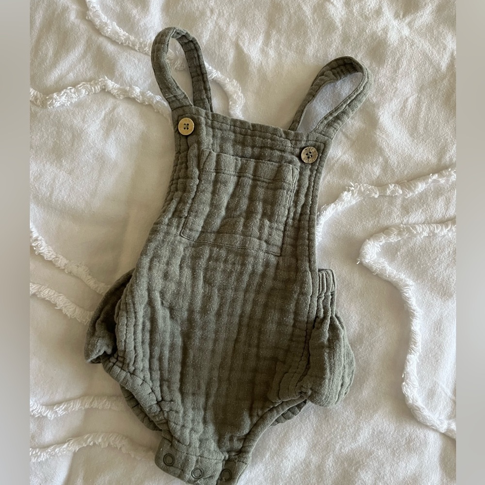 Jamie Kay Romper size 6-12 months